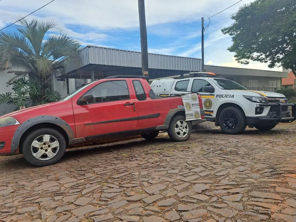 Ve&iacute;culo Fiat Strada foi recuperado / Foto: 7&ordm;BPM