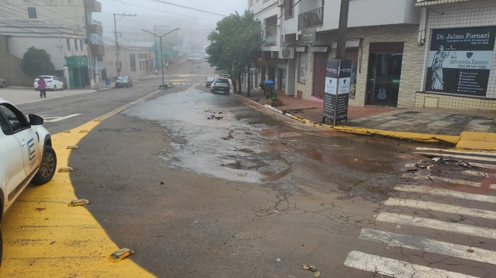 Fotos: Júlio Santos e divulgação/AC