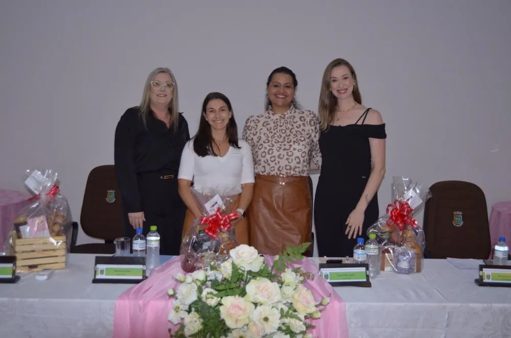 Sessão Solene homenageia mulheres de destaque em comemoração ao Dia da Mulher