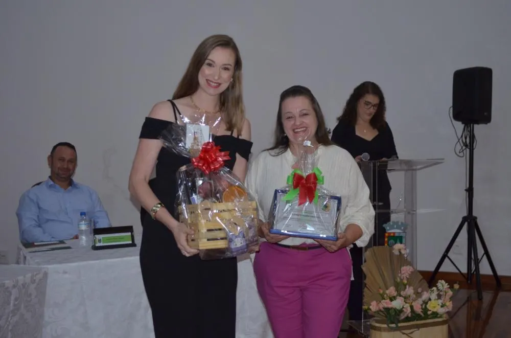 Sessão Solene homenageia mulheres de destaque em comemoração ao Dia da Mulher