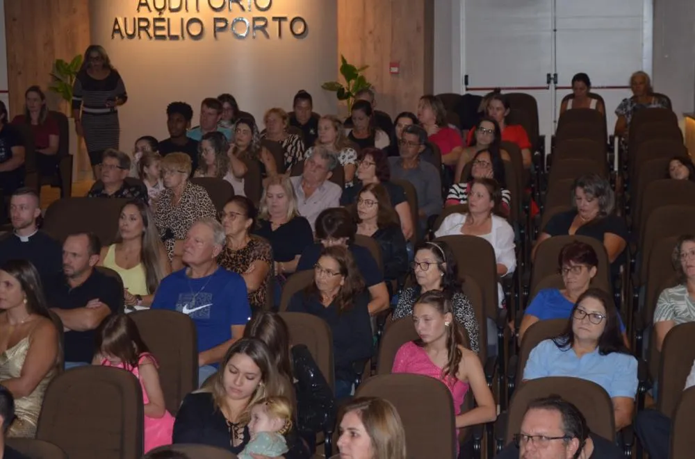 Sessão Solene homenageia mulheres de destaque em comemoração ao Dia da Mulher