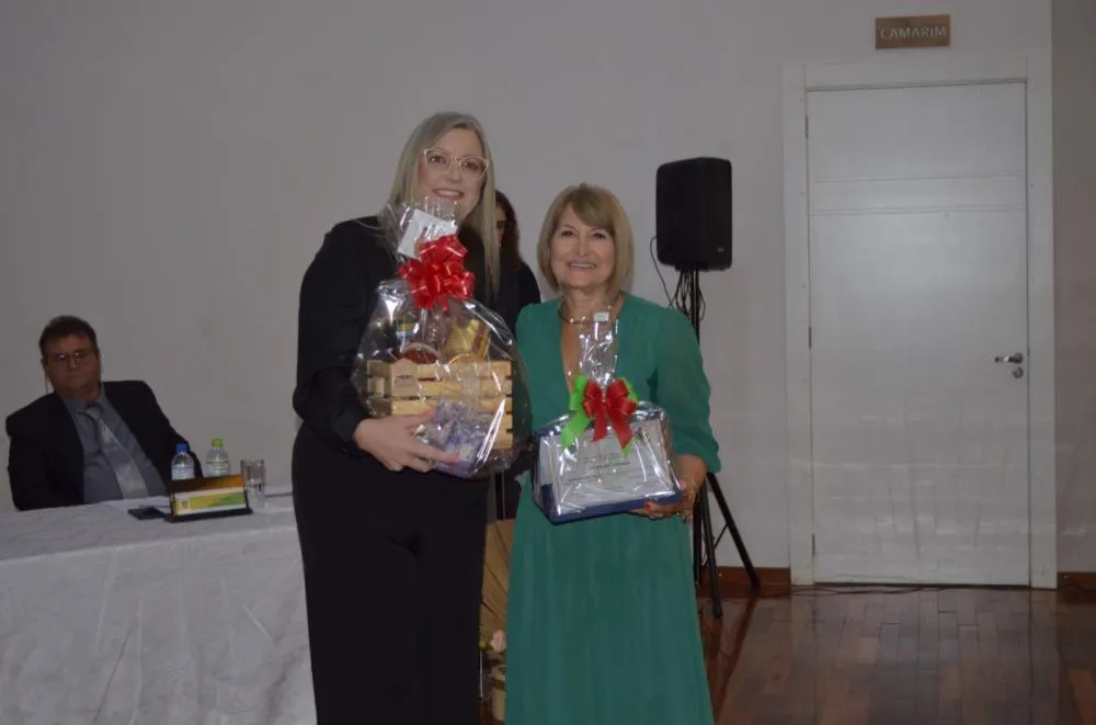 Sessão Solene homenageia mulheres de destaque em comemoração ao Dia da Mulher