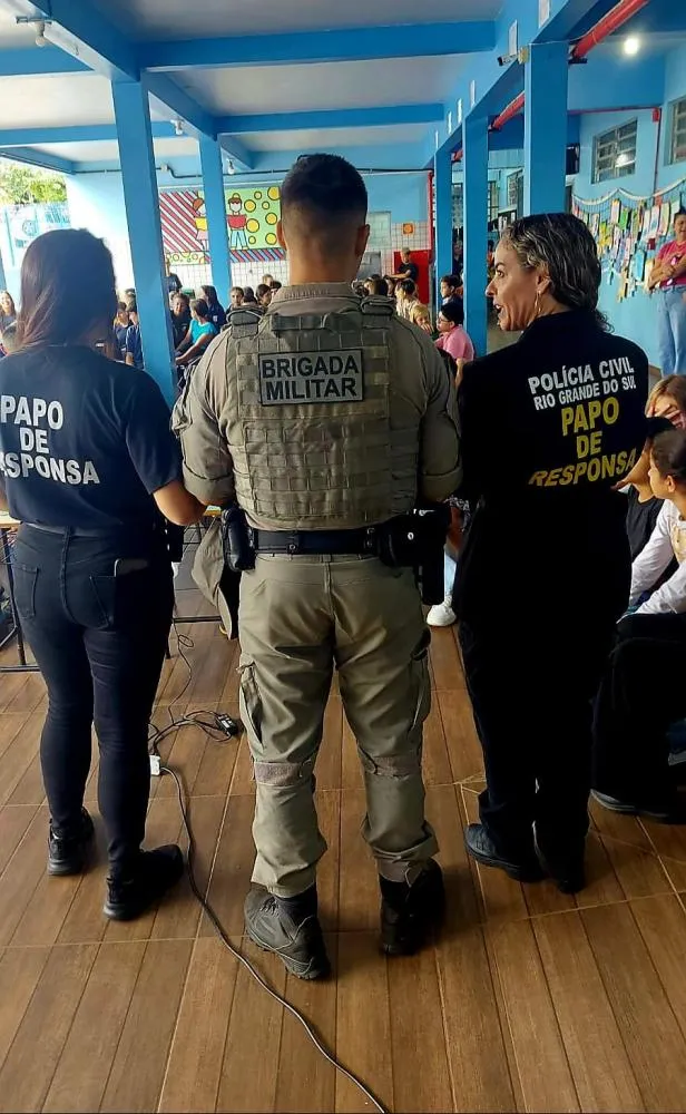 Polícia Civil e Brigada Militar levam diálogo sobre violência e sonhos a alunos em Três Passos