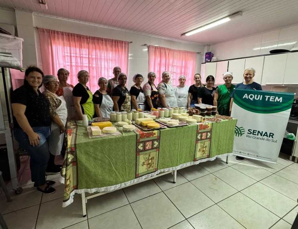 CRAS e Senar promovem curso de boas práticas na produção de derivados do leite