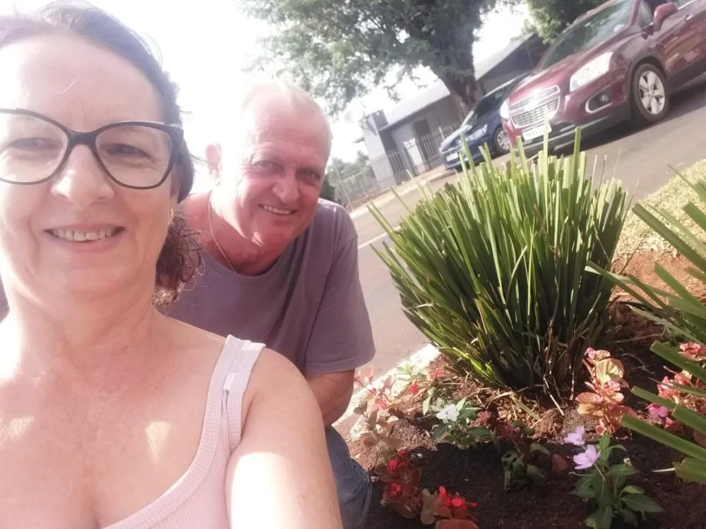 Moradores e empresas adotam canteiros na Avenida Ijuí 