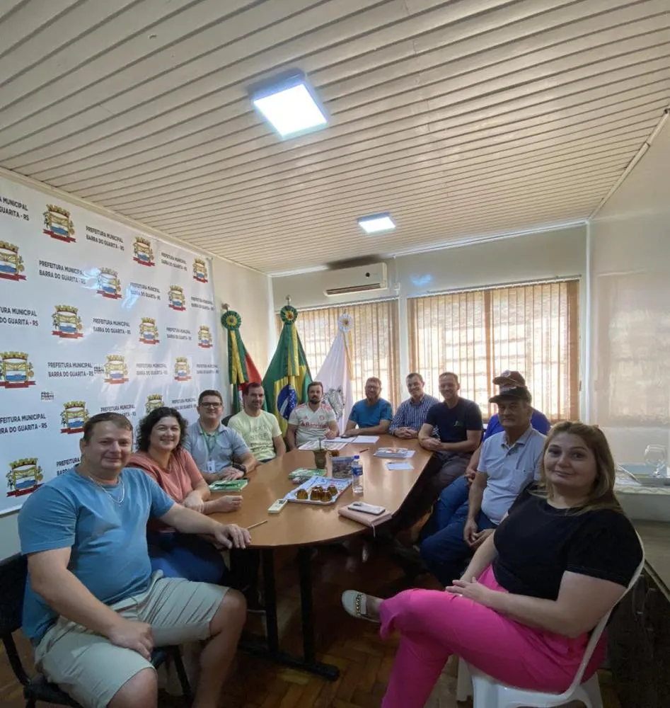 Prefeitura de Barra do Guarita oferecerá terraplanagem para agricultores parceiros da suinocultura