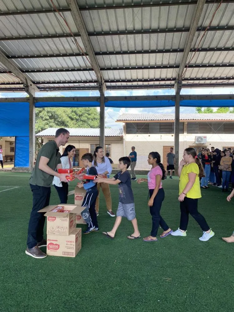 Sorrisos e afeto marcam celebração de Páscoa nas escolas do município