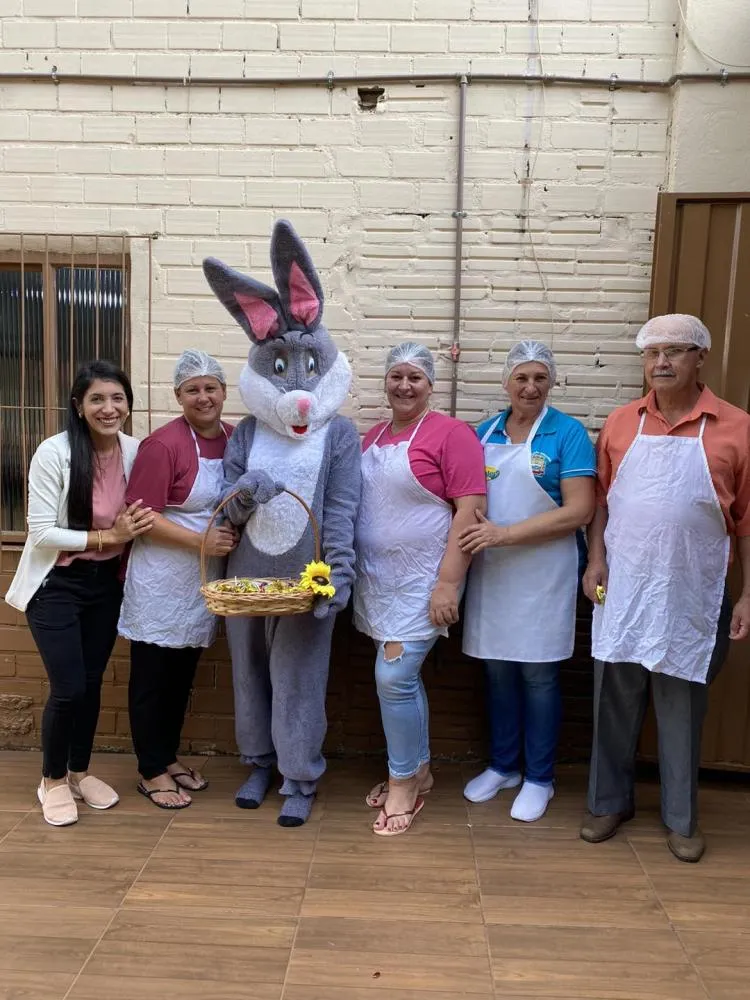Sorrisos e afeto marcam celebração de Páscoa nas escolas do município