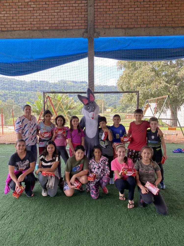 Sorrisos e afeto marcam celebração de Páscoa nas escolas do município
