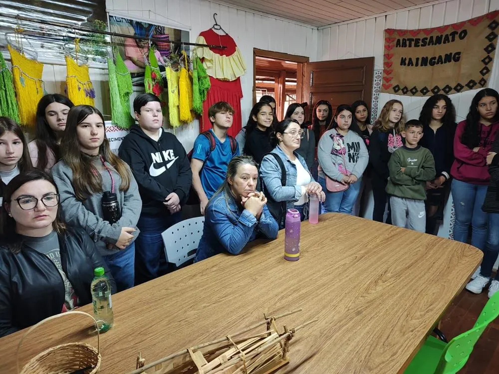Escola Indígena Antônio Kasin Mig realiza integração na Semana dos Povos Indígenas