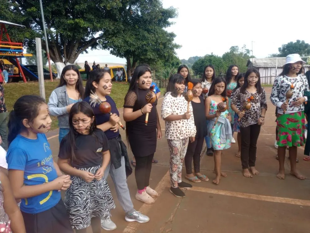 Escola Indígena Antônio Kasin Mig realiza integração na Semana dos Povos Indígenas