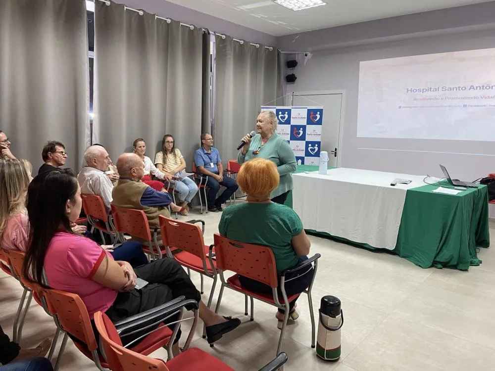 Mirna Braucks segue na presidência do Hospital Santo Antônio após reeleição unânime