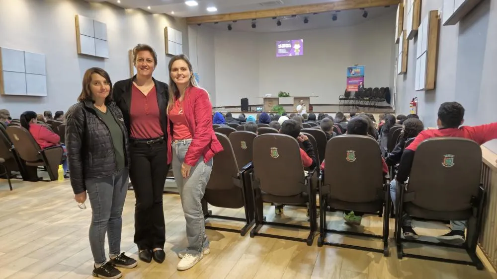 Circuito de palestras discute respeito e prevenção ao bullying nas escolas