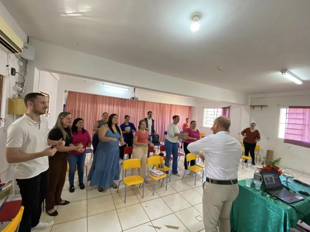 Planejamento e inovação marcam encontro pedagógico na Escola Novo Horizonte
