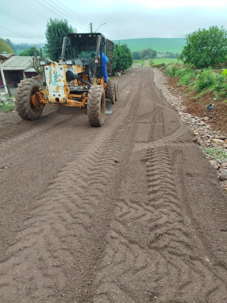 Obras de pavimentação avançam no Bairro Esperança