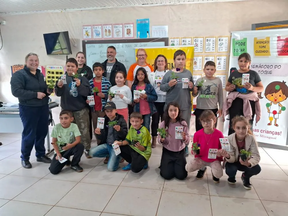 Conscientização sobre abuso infantil chega às escolas do interior do município