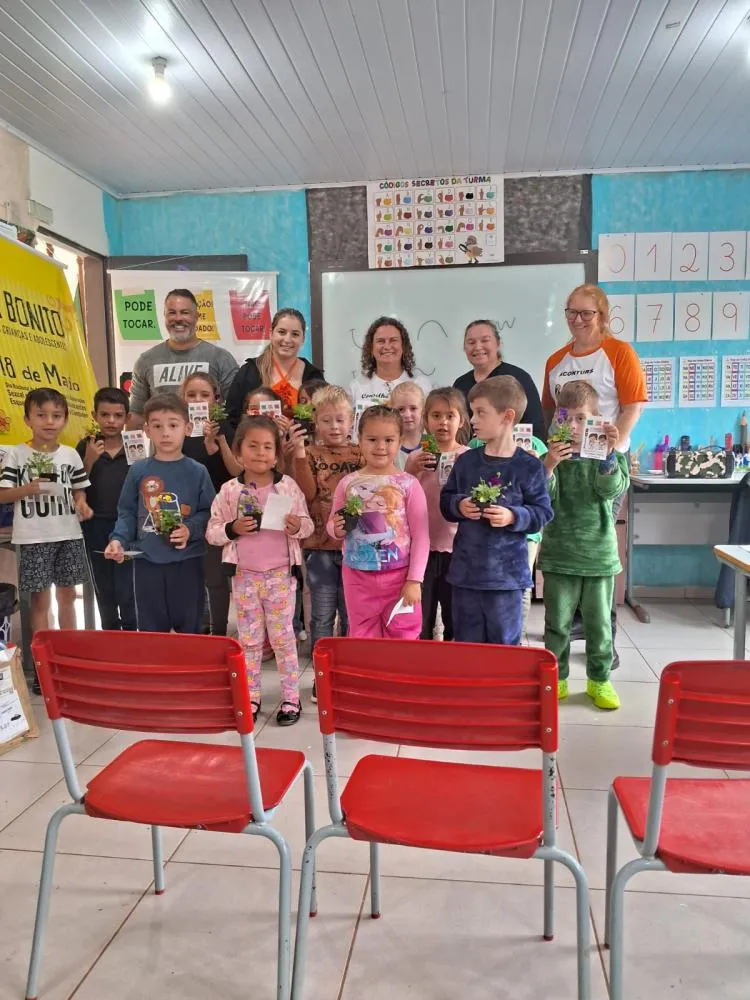 Conscientização sobre abuso infantil chega às escolas do interior do município