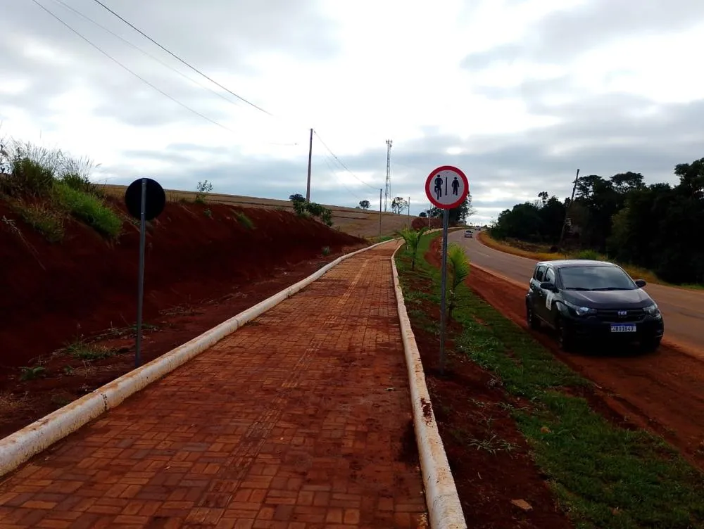 Ciclovia e caminhódromo no bairro Irapuá estão prontos para uso