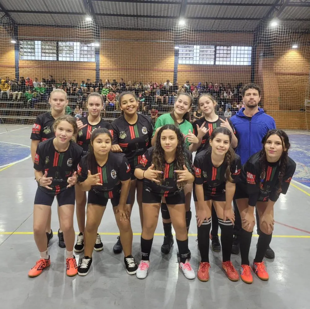Fase municipal dos JERGS reúne estudantes de Barra do Guarita em competição esportiva