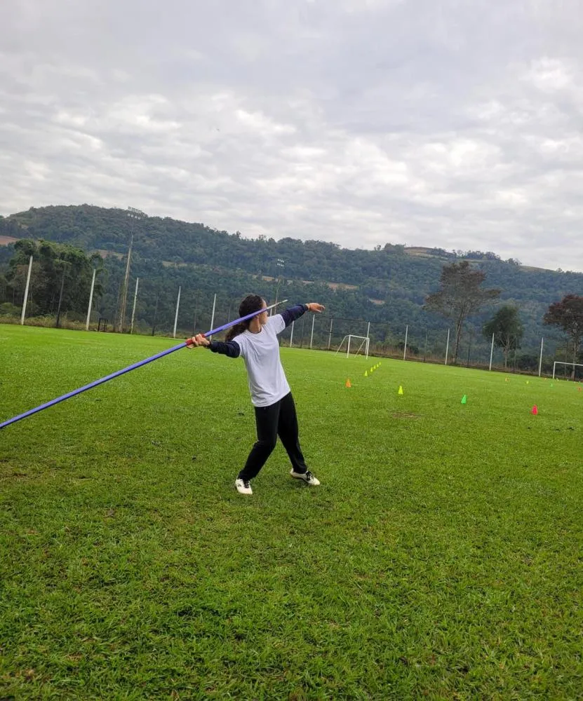 Fase municipal dos JERGS reúne estudantes de Barra do Guarita em competição esportiva
