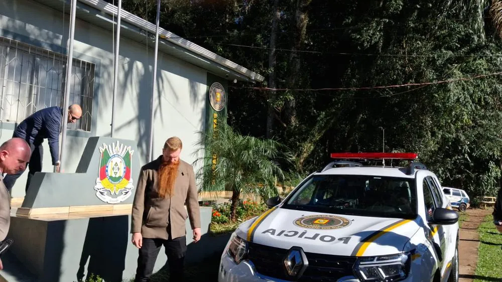 Comunidade de Tenente Portela entrega nova viatura à Brigada Militar em cerimônia marcada pela união e apoio coletivo