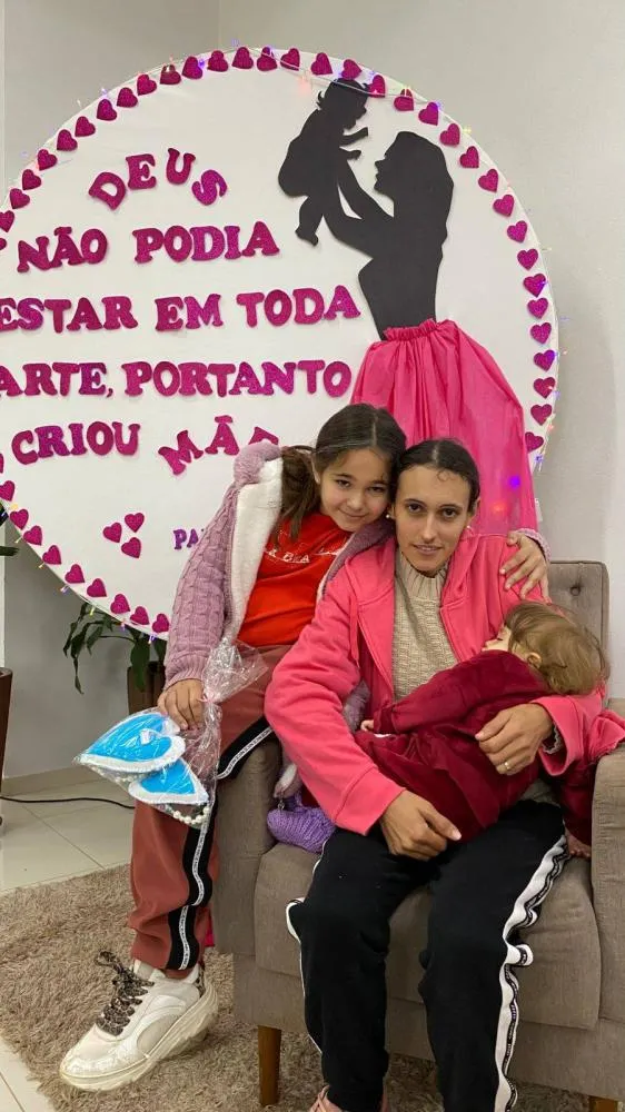 Mães são homenageadas em evento promovido pelo CRAS 
