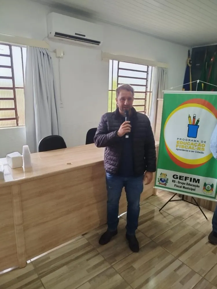 Concurso municipal valoriza produção escolar e promove consciência fiscal