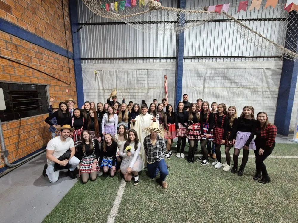 Festa Junina movimenta Derrubadas com atrações culturais e grande público