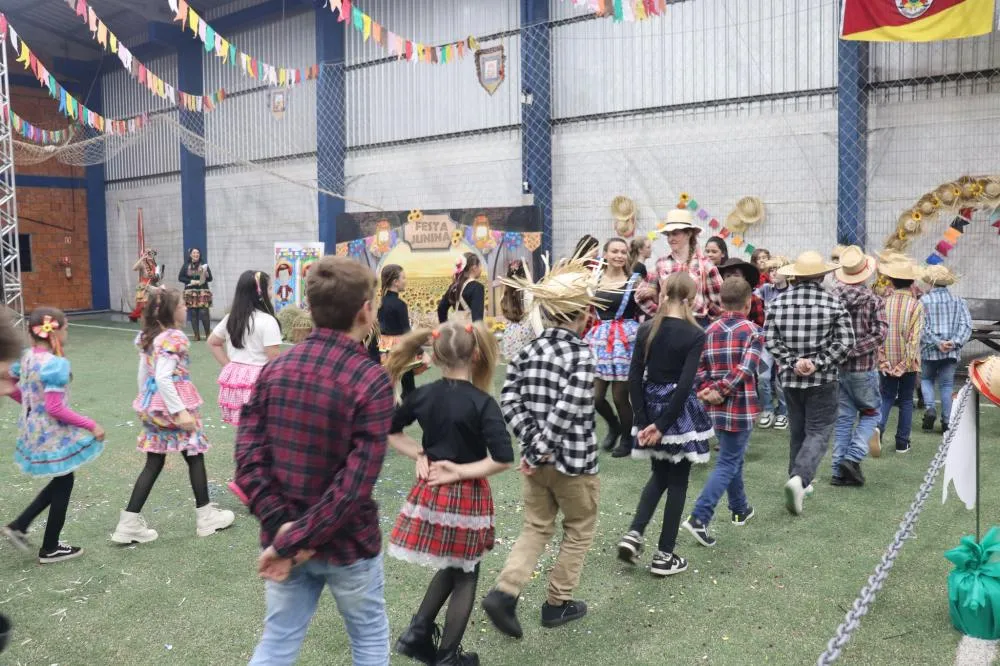 Festa Junina movimenta Derrubadas com atrações culturais e grande público