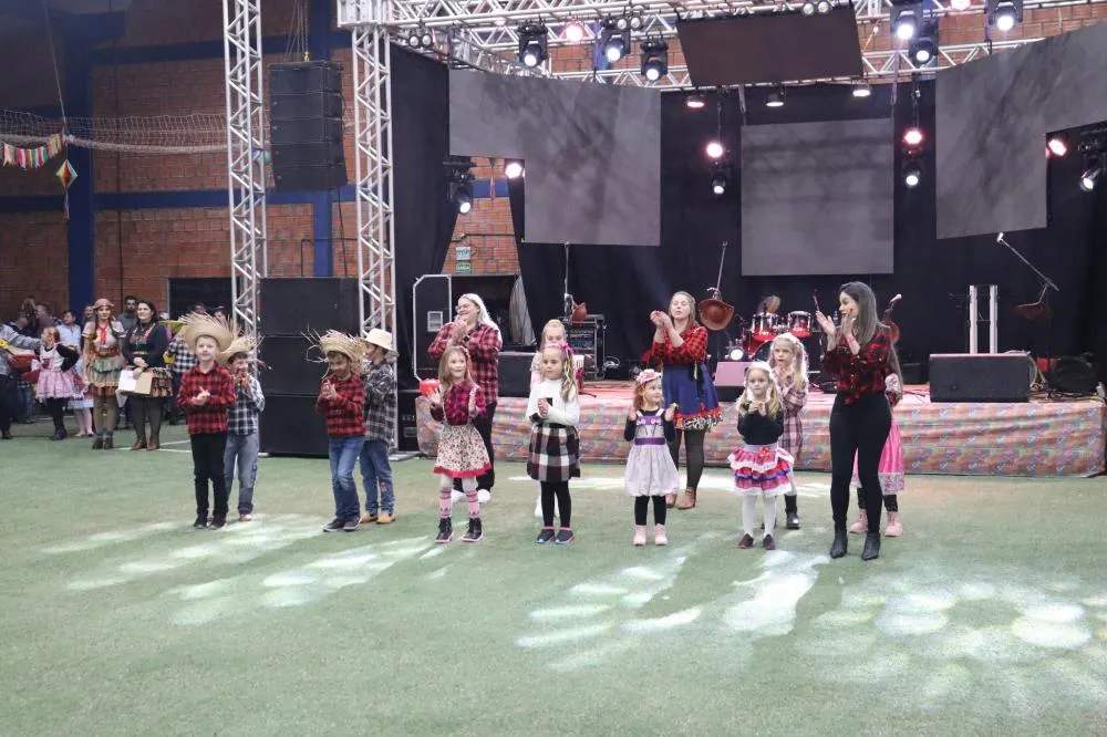 Festa Junina movimenta Derrubadas com atrações culturais e grande público