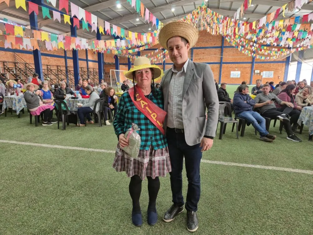 CRAS de Derrubadas promove integração com festa junina para grupos acompanhados pela assistência social