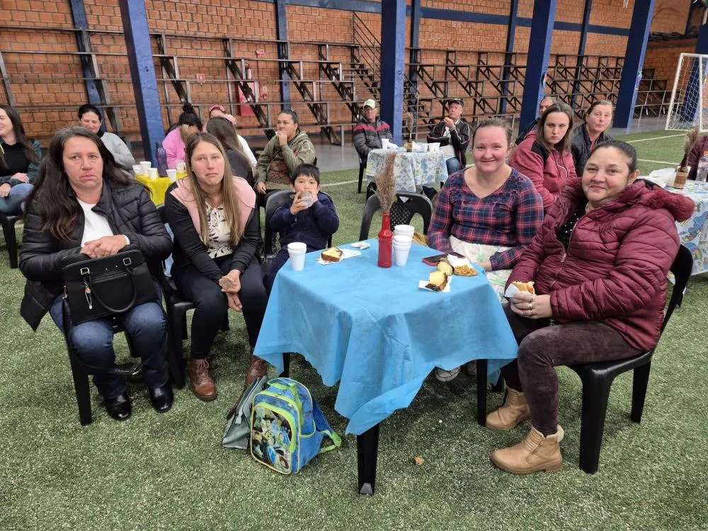 CRAS de Derrubadas promove integração com festa junina para grupos acompanhados pela assistência social