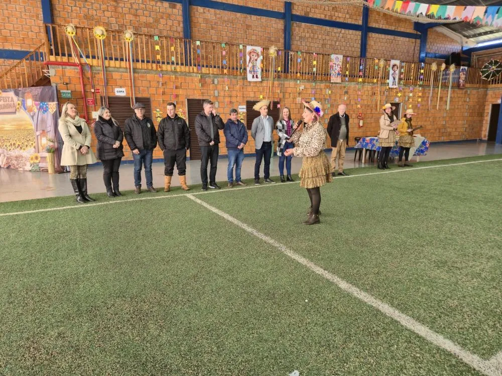 CRAS de Derrubadas promove integração com festa junina para grupos acompanhados pela assistência social