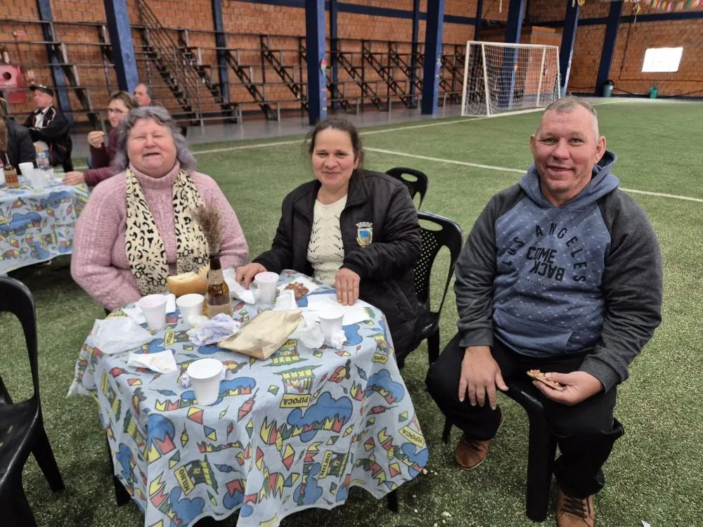 CRAS de Derrubadas promove integração com festa junina para grupos acompanhados pela assistência social