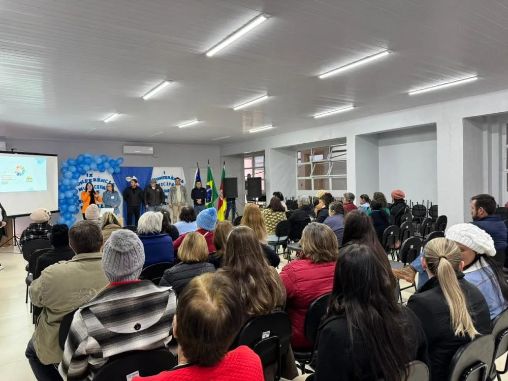 Conferência reúne comunidade para discutir avanços sociais 