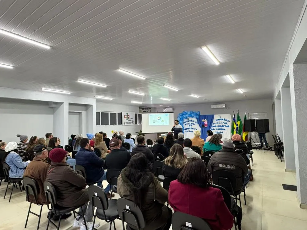 Conferência reúne comunidade para discutir avanços sociais 