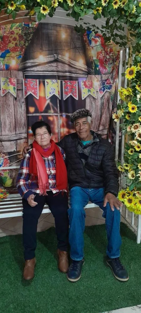 Grupo Reviver celebra São João com alegria 