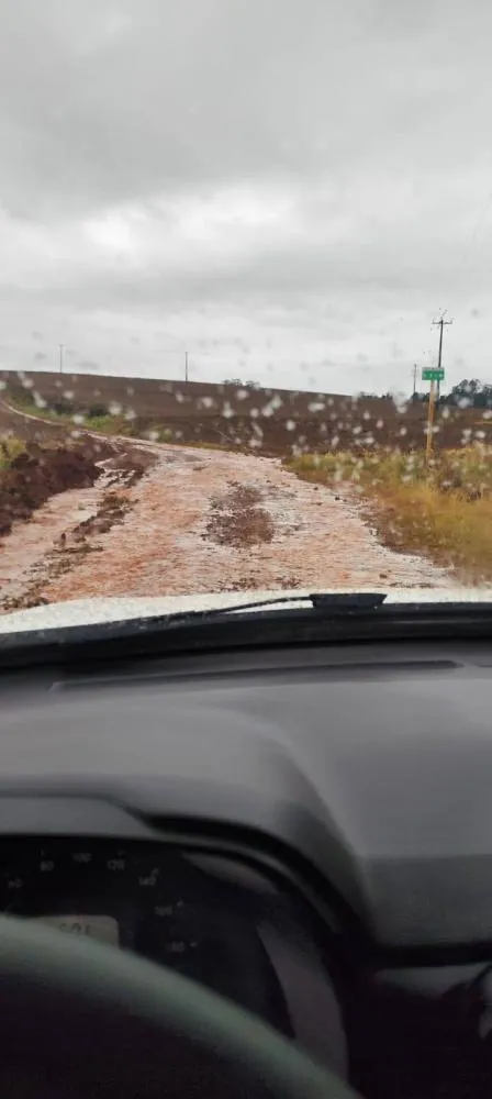 Fortes chuvas comprometem estradas do interior de Derrubadas