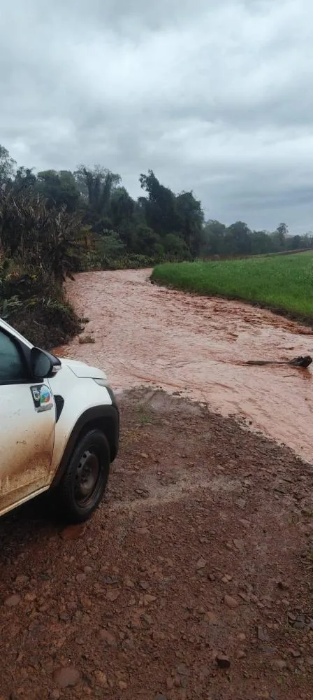 Fortes chuvas comprometem estradas do interior de Derrubadas