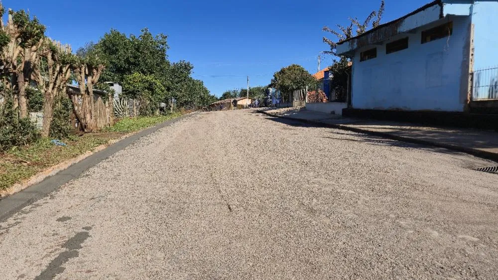 Infraestrutura urbana ganha reforço com pavimentação de ruas no Bairro Operário