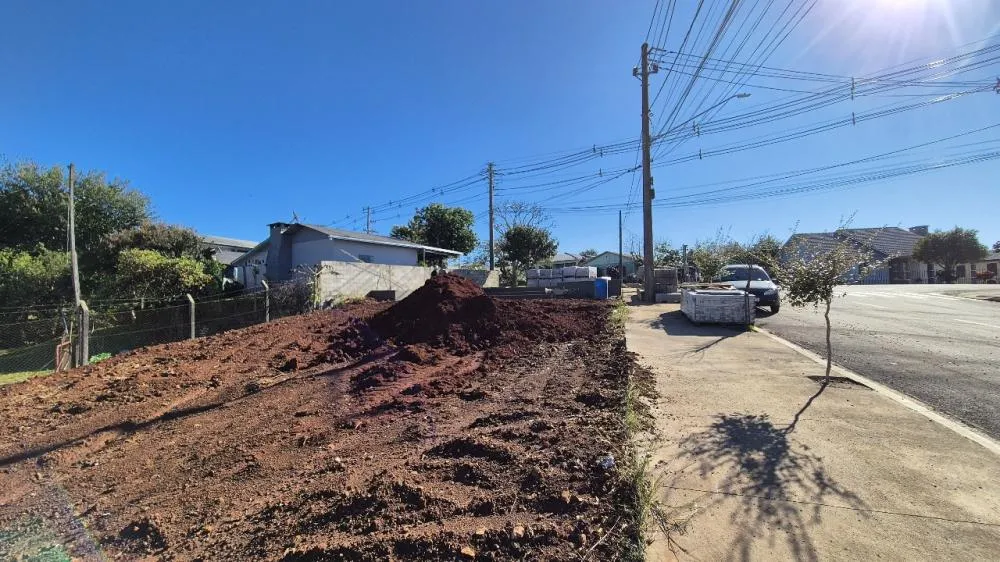 Minipraça revitaliza trecho da Avenida Ceres 