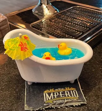 Império Gastrobar: boa música, drinks especiais e sabores marcantes em Tenente Portela