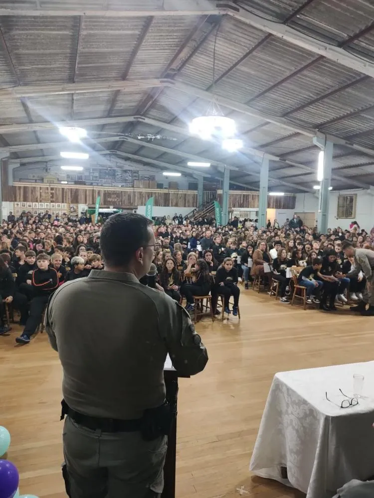 Brigada Militar realiza formatura do Proerd com 12 escolas participantes