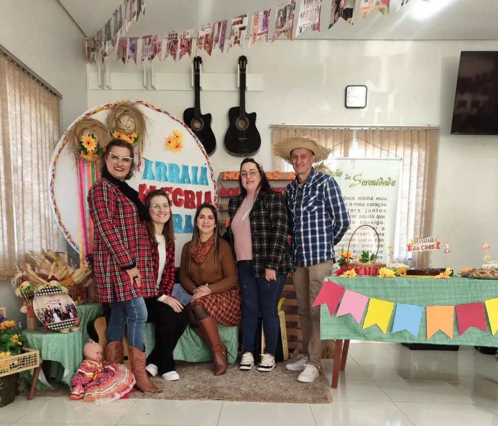 “Arraiá da Alegria” do CRAS reúne comunidade em festa inclusiva