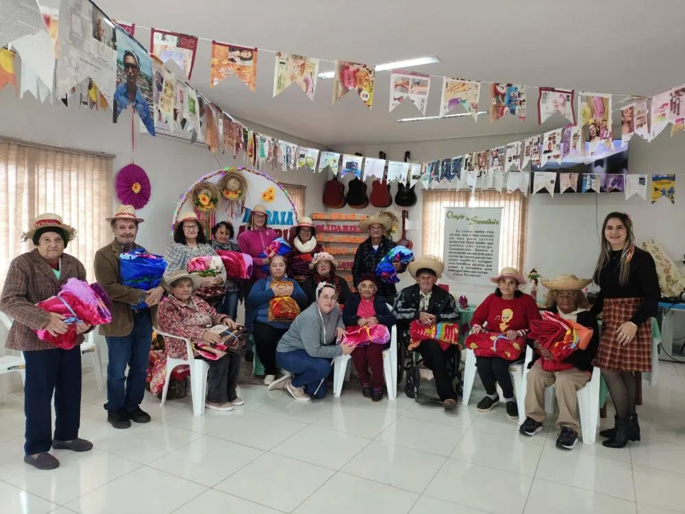 “Arraiá da Alegria” do CRAS reúne comunidade em festa inclusiva