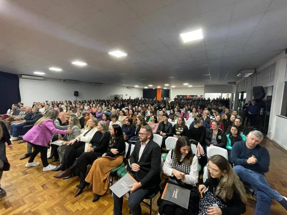 Professores de Derrubadas participam da 18ª Jornada das Licenciaturas da UCEFF