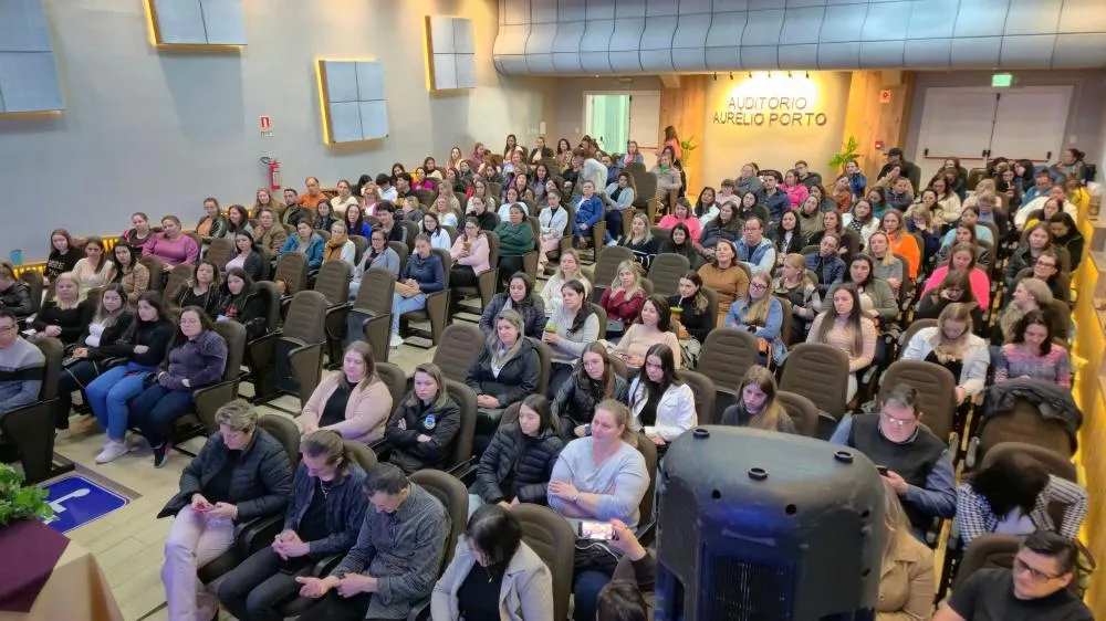 Seminário de Saúde Mental e Inclusão reúne educadores em Tenente Portela