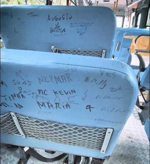 Ônibus escolar é depredado e prejuízo recai sobre a comunidade