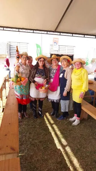 Grupo Reviver recebe prêmio de caracterização em Padre Gonzales