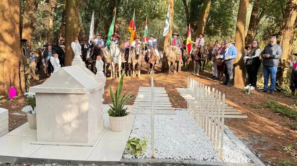 Três municípios recebem cavalgada em homenagem ao Tenente Portela Fagundes